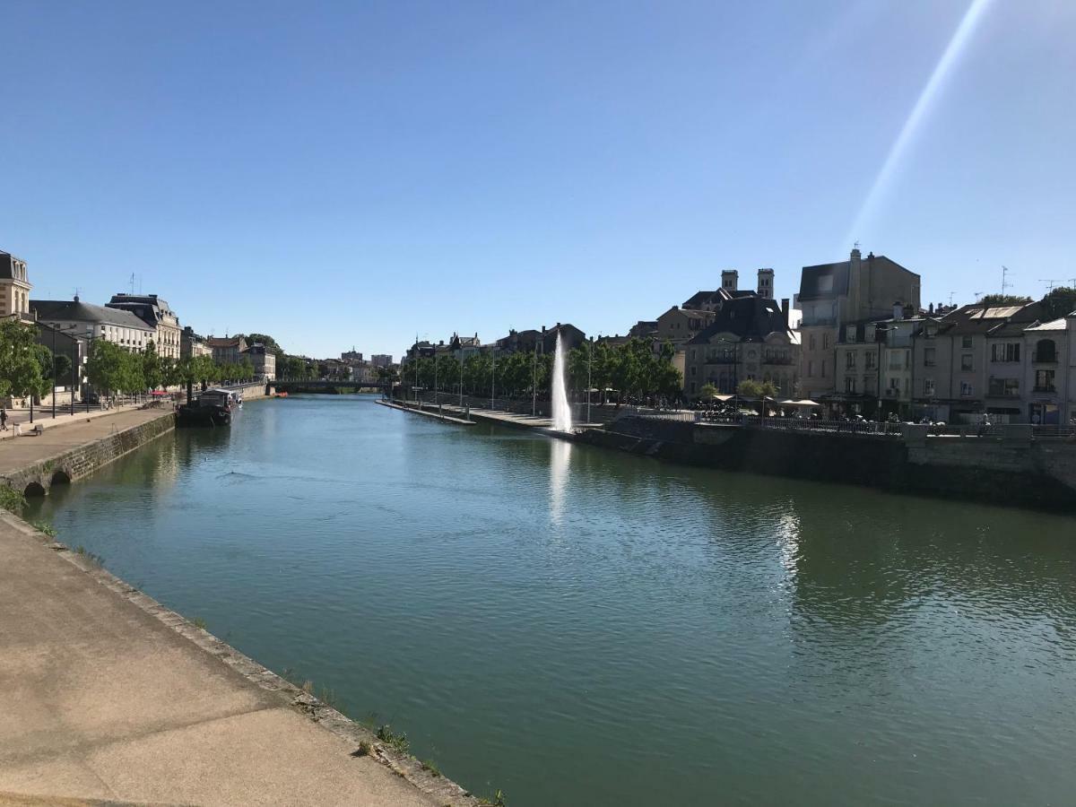 Sympathique Logement En Centre Ville Verdun-sur-Meuse Kültér fotó